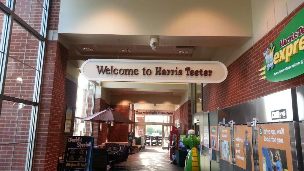 Harris Teeter | 10060 Market Circle Hastings, Market Place, Manassas, VA 20110, USA | Phone: (703) 257-4685