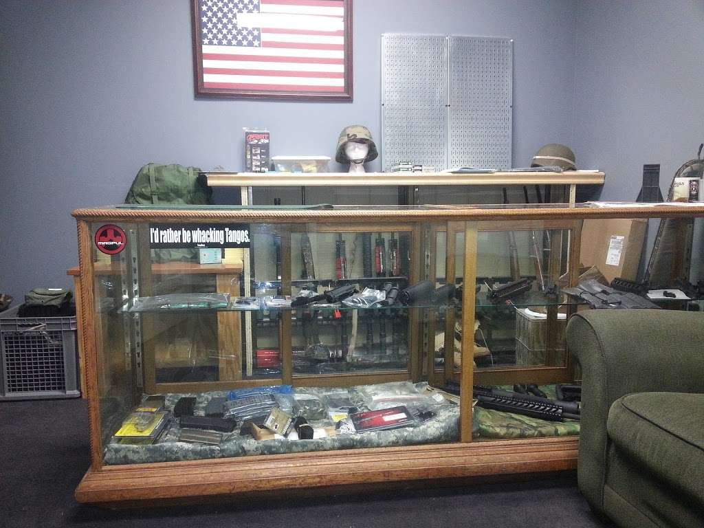 Two Rivers Armory | 43 Ruland Rd Ste A, Kearneysville, WV 25430, USA | Phone: (304) 930-1445