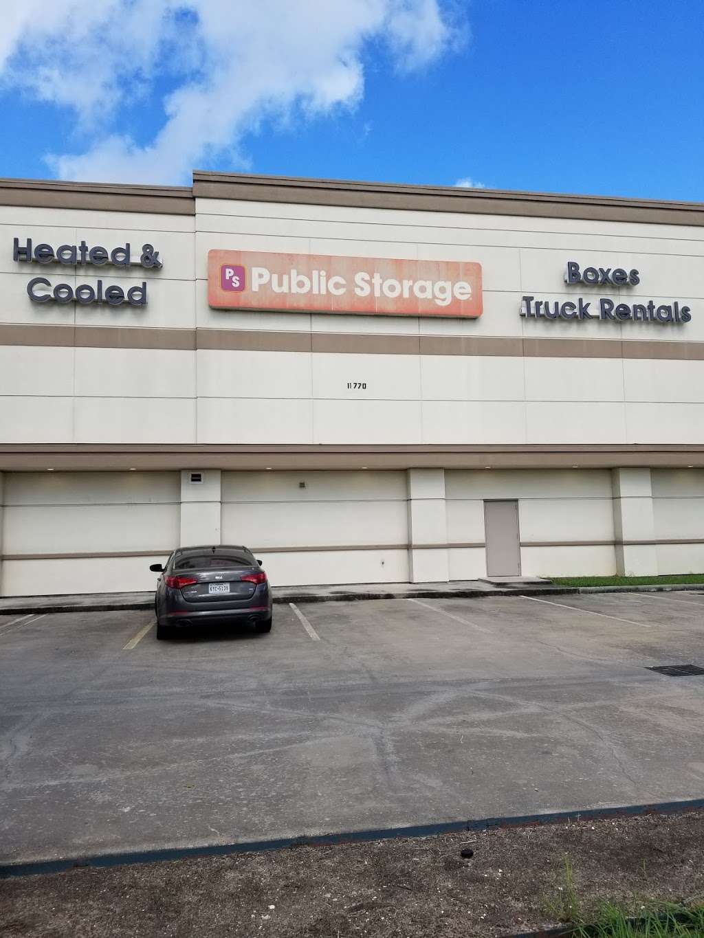 Public Storage | 11770 Southwest Fwy, Houston, TX 77031, USA | Phone: (281) 810-9089