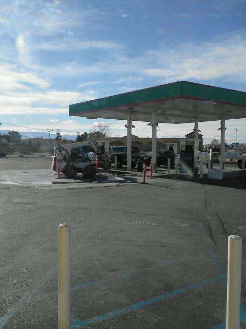 ATM Hesperia Gas And Mart | 15515 Bear Valley Rd, Hesperia, CA 92345 | Phone: (760) 949-2938