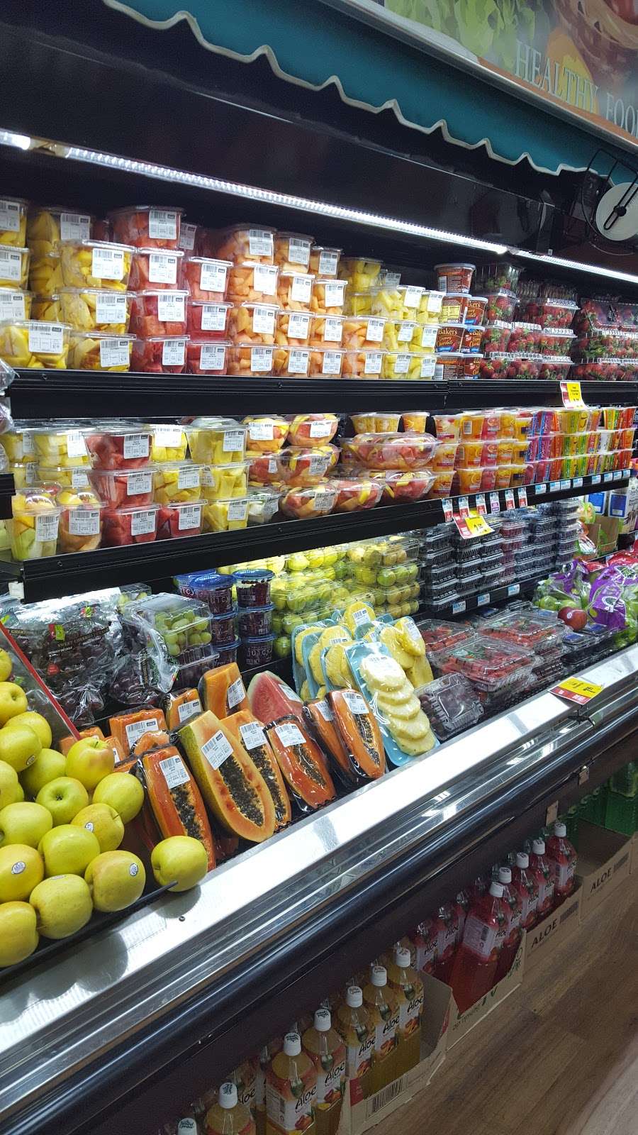 Market Fresh | 52 NY-17K, Newburgh, NY 12550, USA | Phone: (845) 562-4000