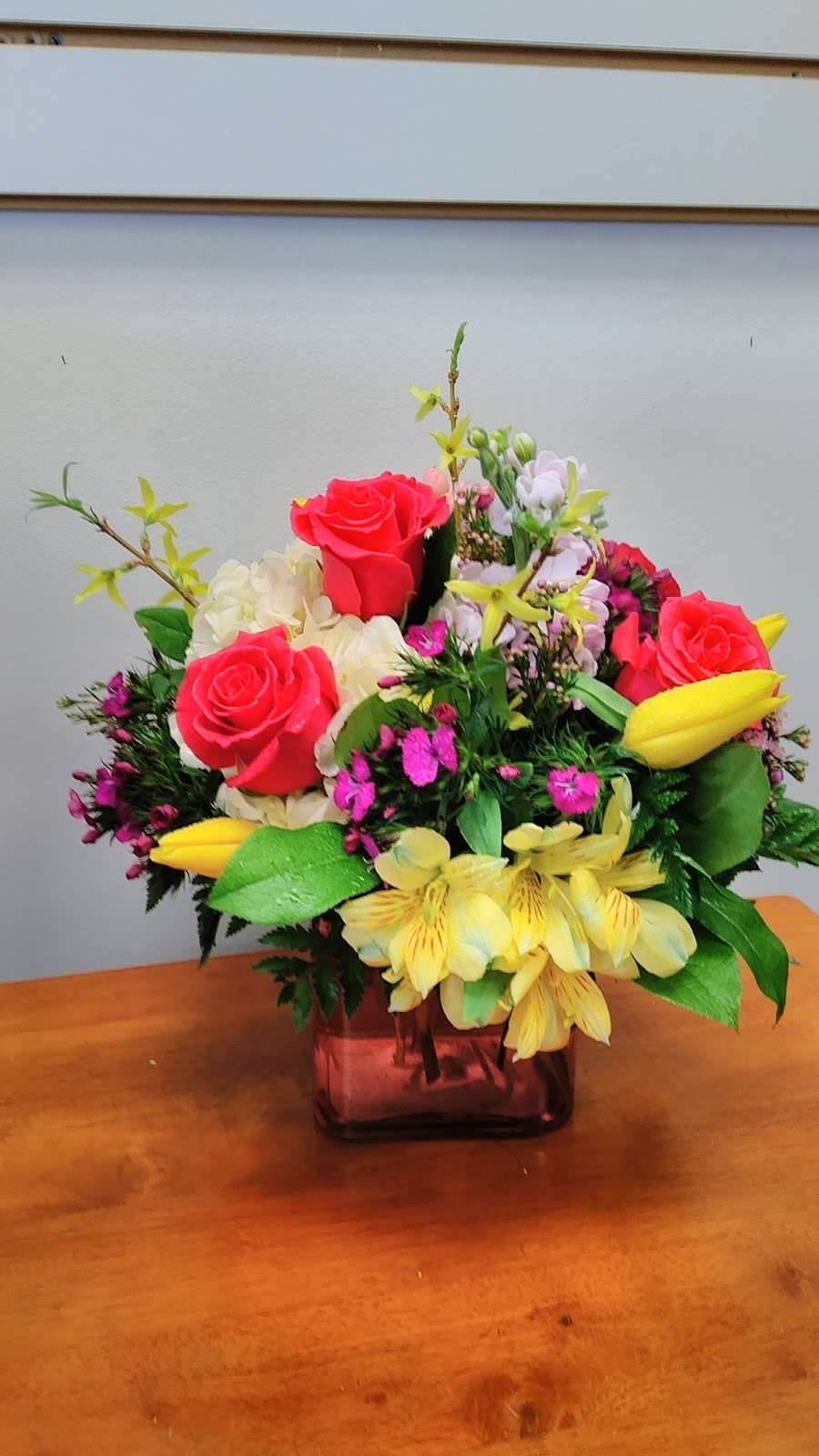 Westford Florist | 288 Littleton Rd, Westford, MA 01886, United States | Phone: (978) 577-6071