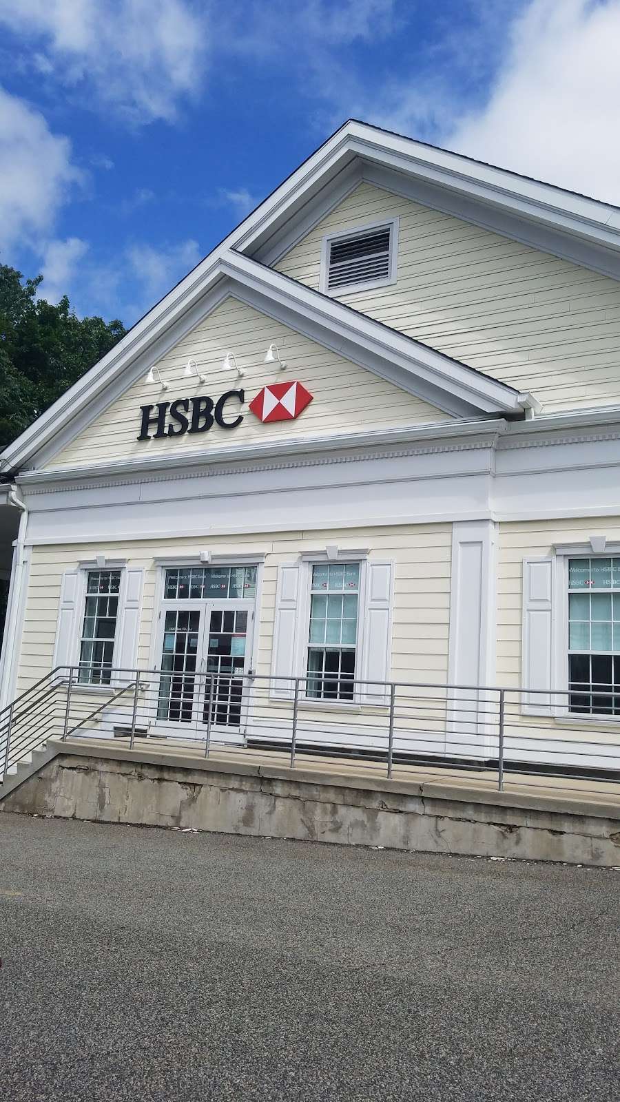 HSBC Bank | 185 Arch St, Ramsey, NJ 07446 | Phone: (800) 975-4722