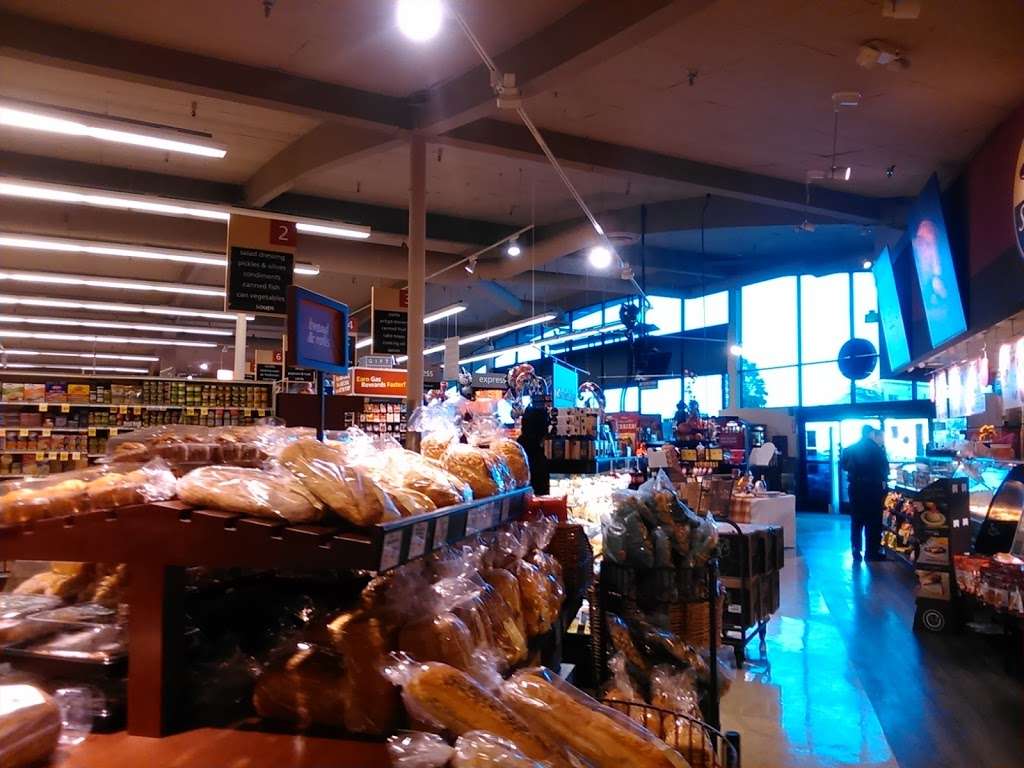 Vons | 17380 Sunset Blvd, Pacific Palisades, CA 90272, USA | Phone: (310) 454-2502