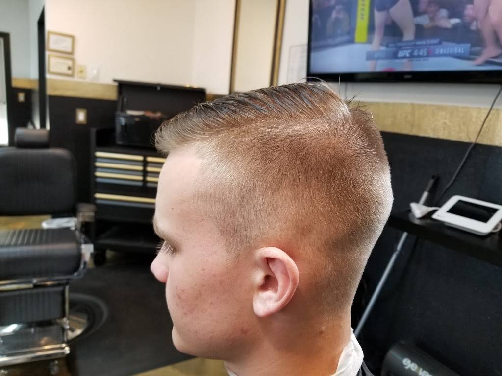 RookieFresh Barbershop | 10540 W Indian School Rd, Phoenix, AZ 85037, USA | Phone: (208) 599-1569