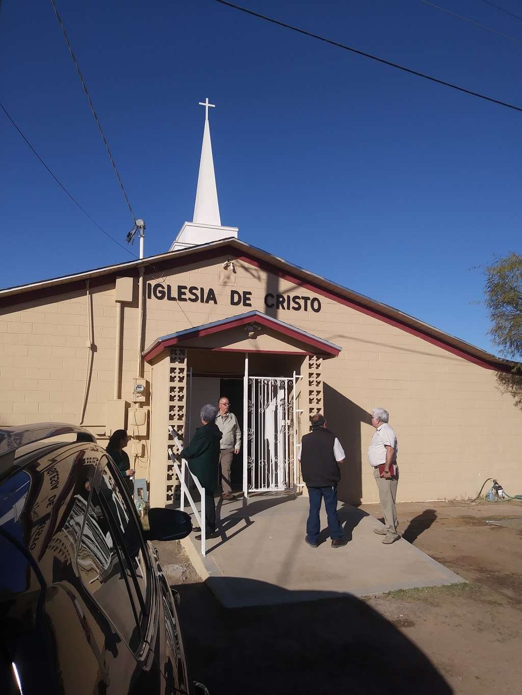 Iglesia De Crsto | 3845 W Sunland Ave, Phoenix, AZ 85041, USA | Phone: (623) 388-1651