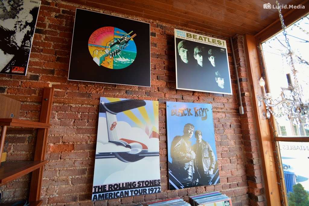 Deep Groove Records & Audio | 110 Bridge St, Phoenixville, PA 19460, USA | Phone: (484) 924-9205