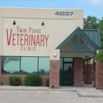 Twin Peaks Veterinary Clinic | 4007 S Lincoln Ave #470, Loveland, CO 80537, USA | Phone: (970) 663-0218