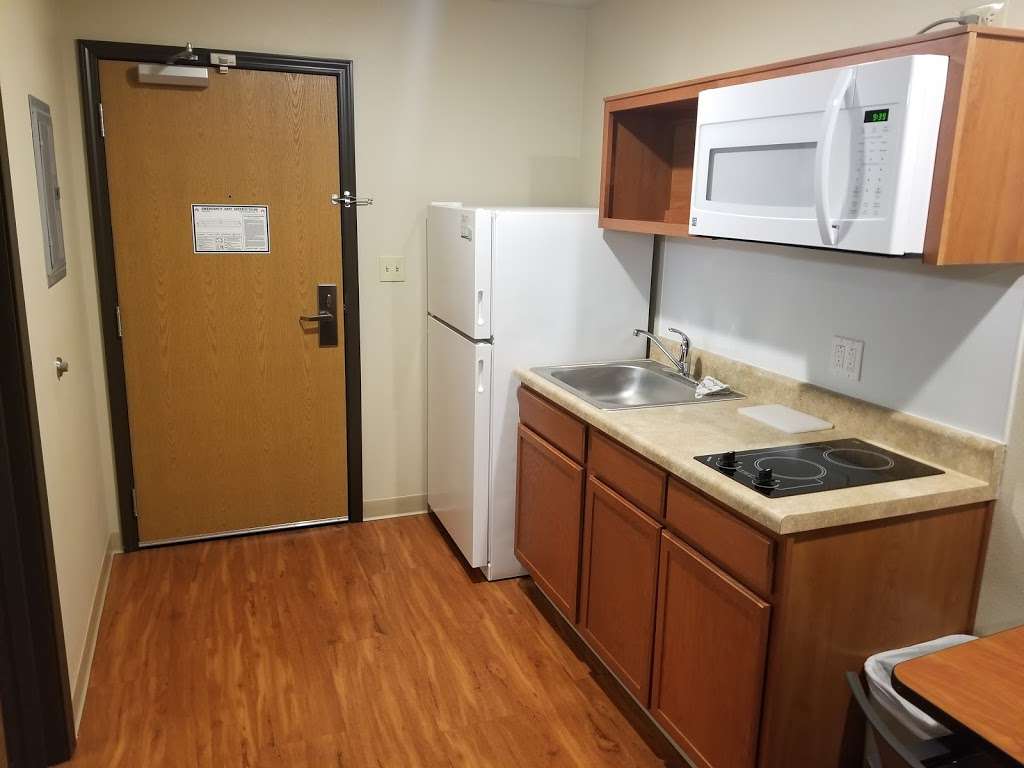 WoodSpring Suites Allentown | 5518 Oakview Dr, Allentown, PA 18106 | Phone: (484) 664-1810