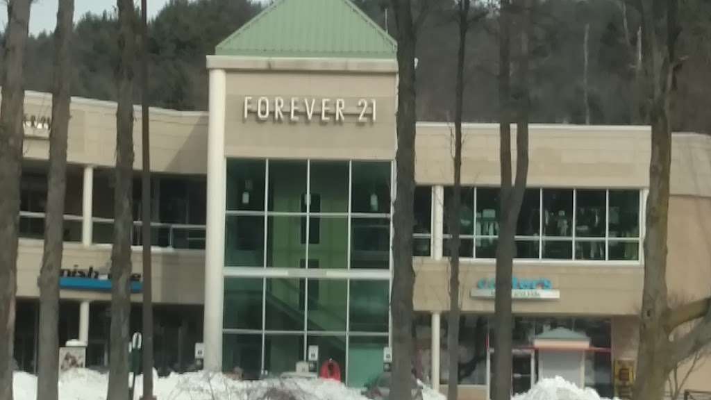Forever 21 | 1000 PA-611 Suite G200, Tannersville, PA 18372 | Phone: (570) 534-6082