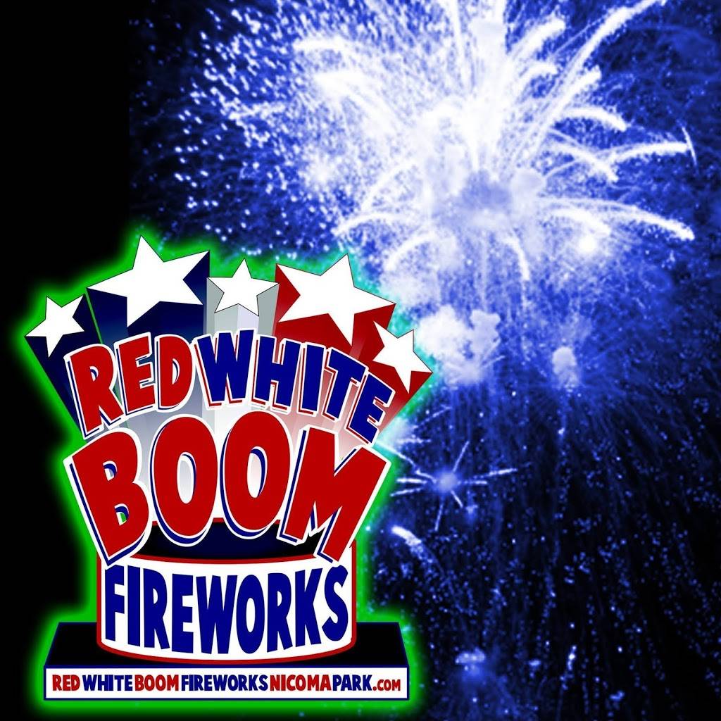 Red White & Boom Fireworks Nicoma Park | 11010 NE 23rd St, Nicoma Park, OK 73066, USA | Phone: (405) 651-6791