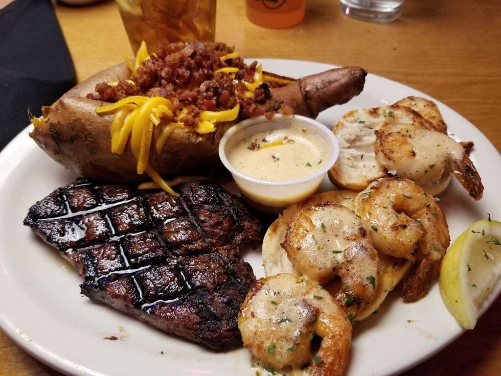 Texas Roadhouse | 7801 Gateway Ln NW, Concord, NC 28025, USA | Phone: (704) 979-3090