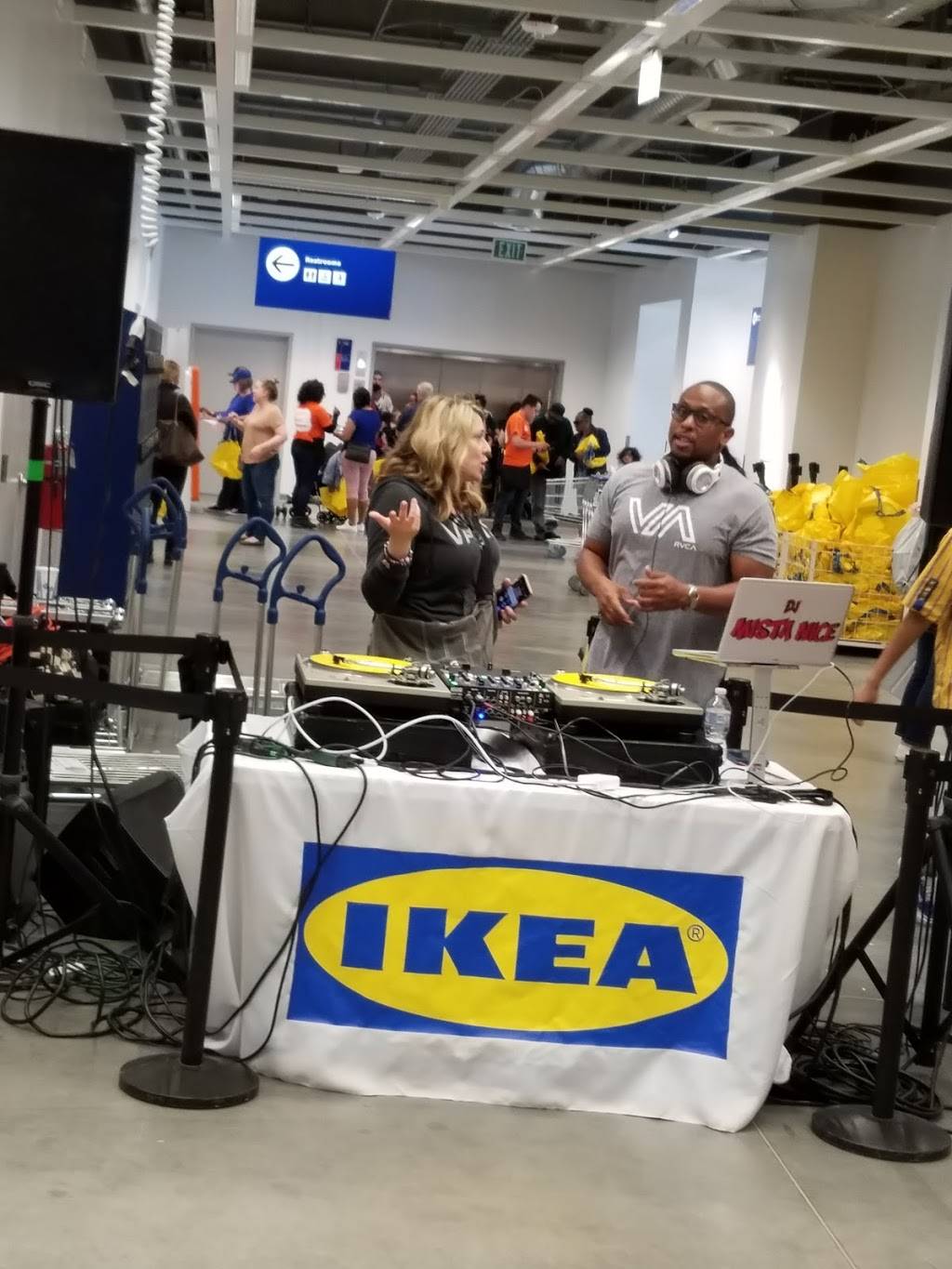 IKEA Restaurant | 1500 Ikea Way, Norfolk, VA 23502, USA | Phone: (888) 888-4532