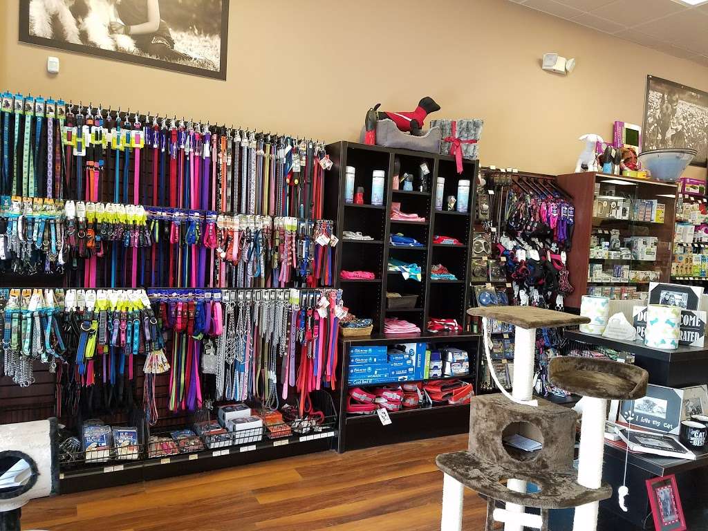 Pet Valu | 190 Forty Foot Rd Ste 108, Hatfield, PA 19440 | Phone: (267) 222-8142