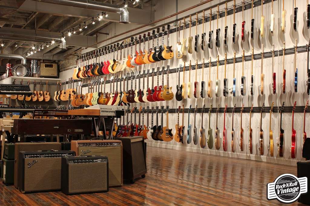 Rock N Roll Vintage Chicago Guitar Shop | 4727 N Damen Ave, Chicago, IL 60625, USA | Phone: (773) 878-8616