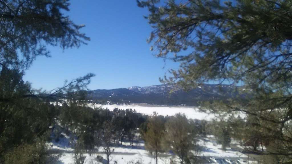 Lake of the Woods Mobile Village in 6132 Frazier Mountain Park Rd 3