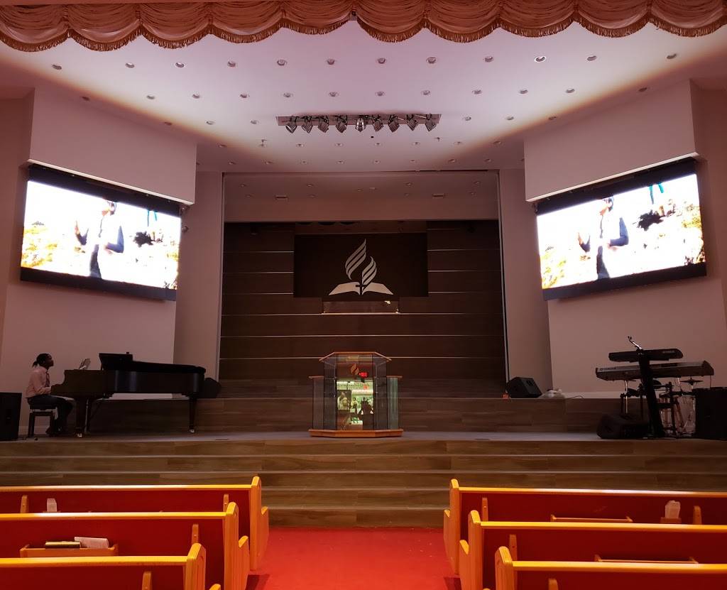 Iglesia Adventista del Séptimo Día - Los Peregrinos - 110 Eucalyptus Dr,  Hialeah, FL 33010