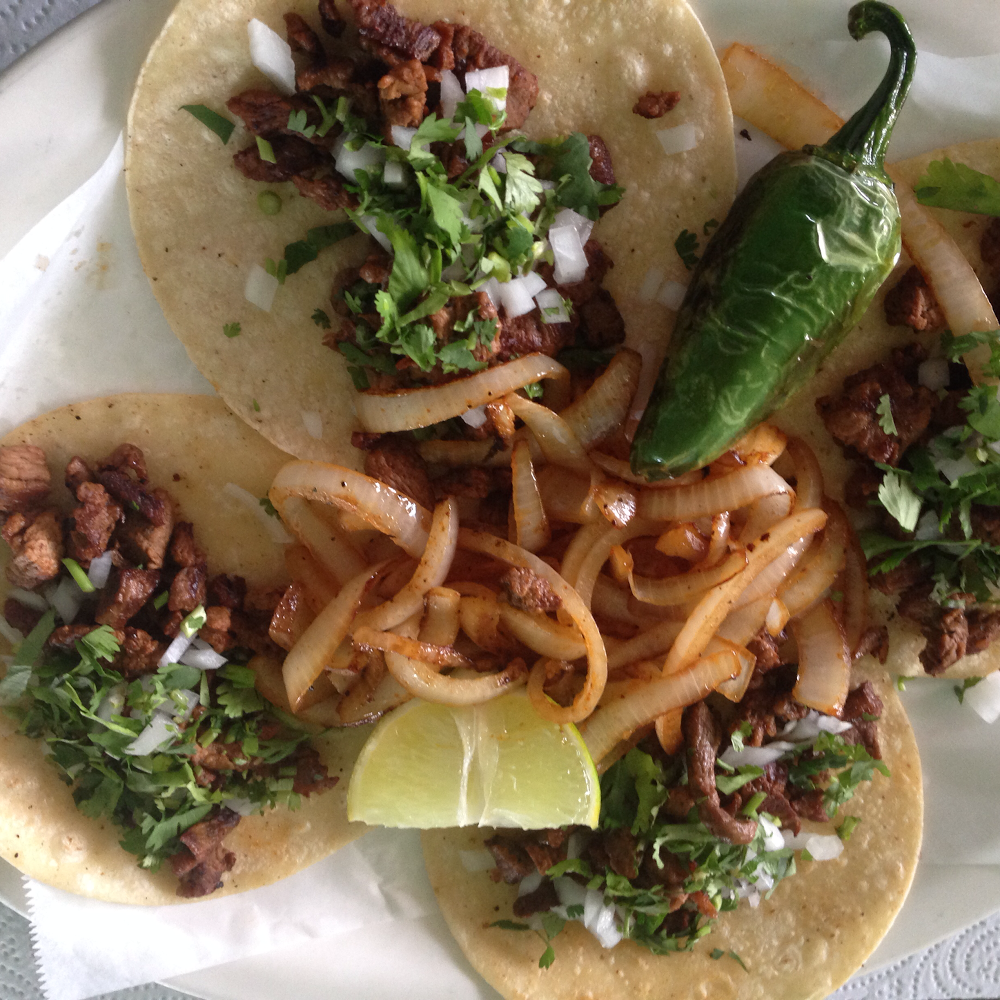 Ayalas Taqueria Y Restaurante | 905 13th St, Hempstead, TX 77445, USA | Phone: (979) 826-6124