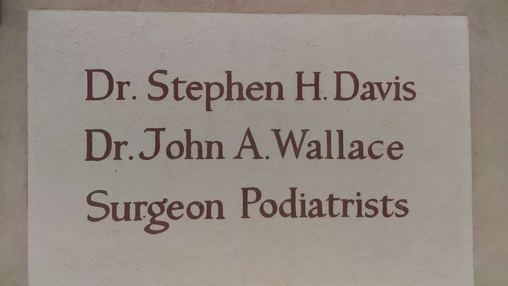 Wallace John A Podiatrist DR | 702 W Maple Ave, Merchantville, NJ 08109, USA | Phone: (856) 665-1180