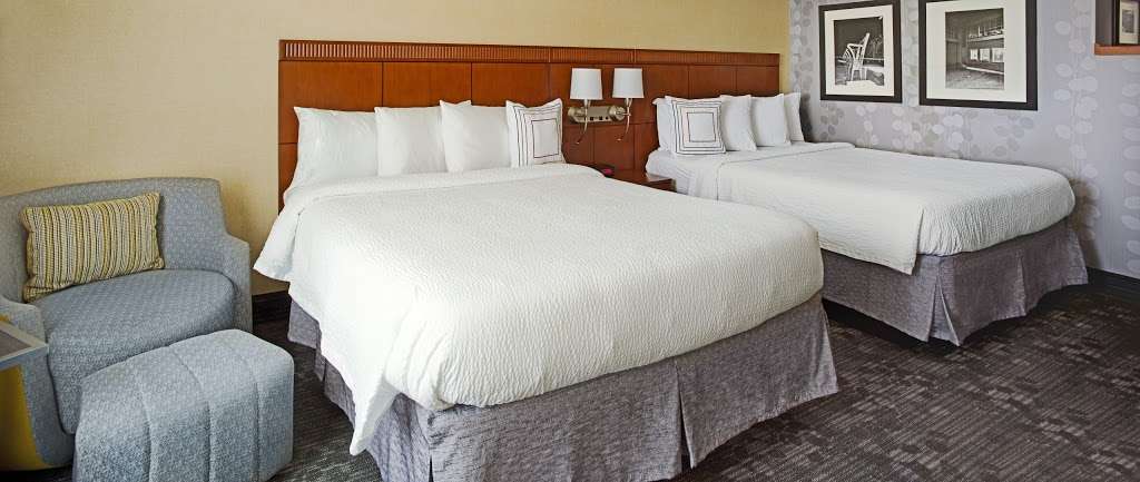 Courtyard by Marriott Aberdeen at Ripken Stadium | 830 Long Dr, Aberdeen, MD 21001, USA | Phone: (410) 272-0440