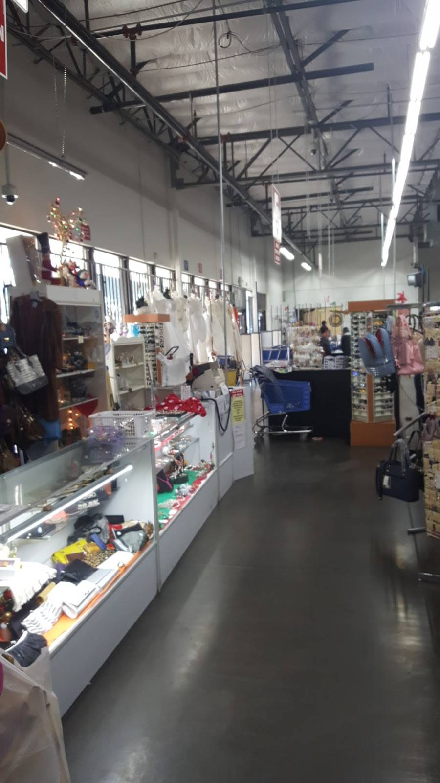 Big Valley Thrift | 8027 West Ln, Stockton, CA 95210 | Phone: (209) 473-3171