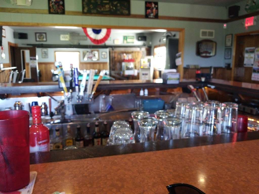 Burgeys Pub & Prime | 8619 E Frontage Rd, Caledonia, WI 53108 | Phone: (262) 835-9833