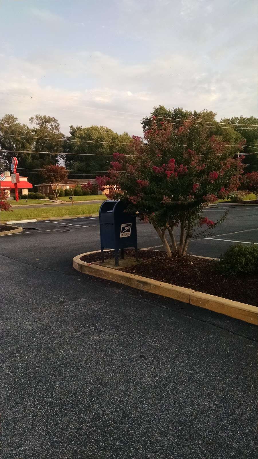 USPS Drop Box | 1205 Pemberton Dr, Salisbury, MD 21801, USA