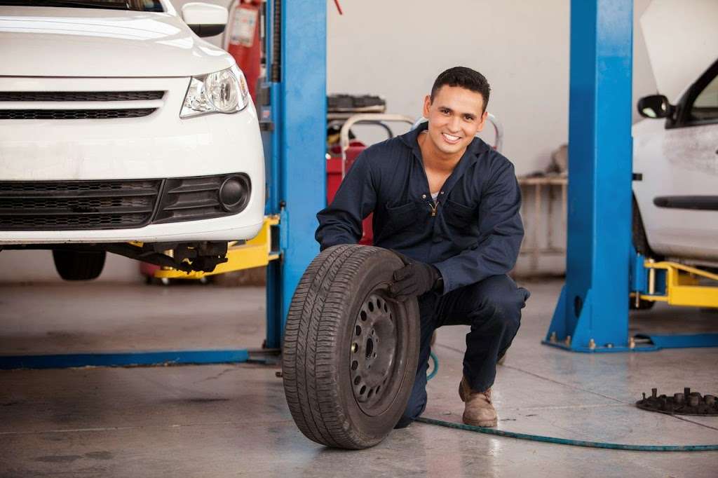 3 Aces Tires and Towing Inc | 104 TX-65, Anahuac, TX 77514, USA | Phone: (409) 267-3051