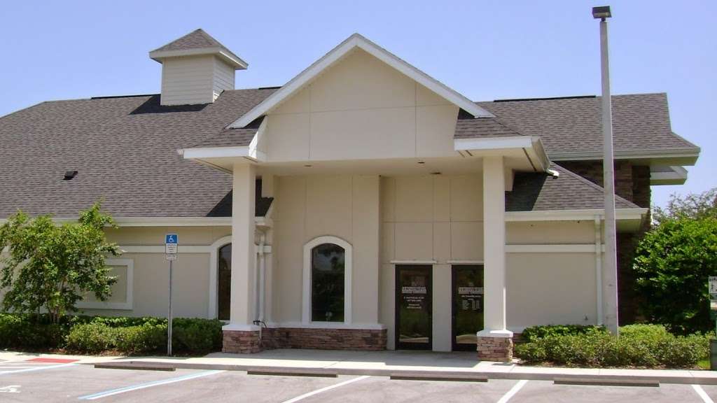 Seminole Trail Animal Hospital | 383 Vistawilla Dr, Winter Springs, FL 32708 | Phone: (407) 366-4486