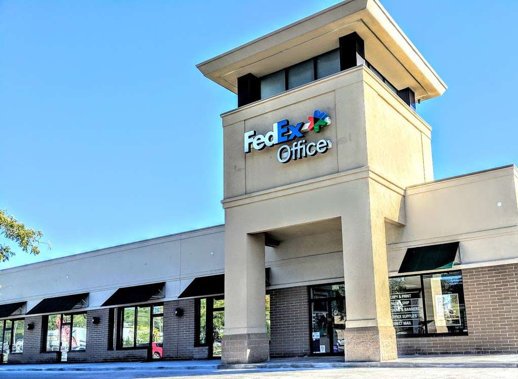 FedEx Office Print & Ship Center | 8829 Metcalf Ave, Overland Park, KS 66212, USA | Phone: (913) 383-2178