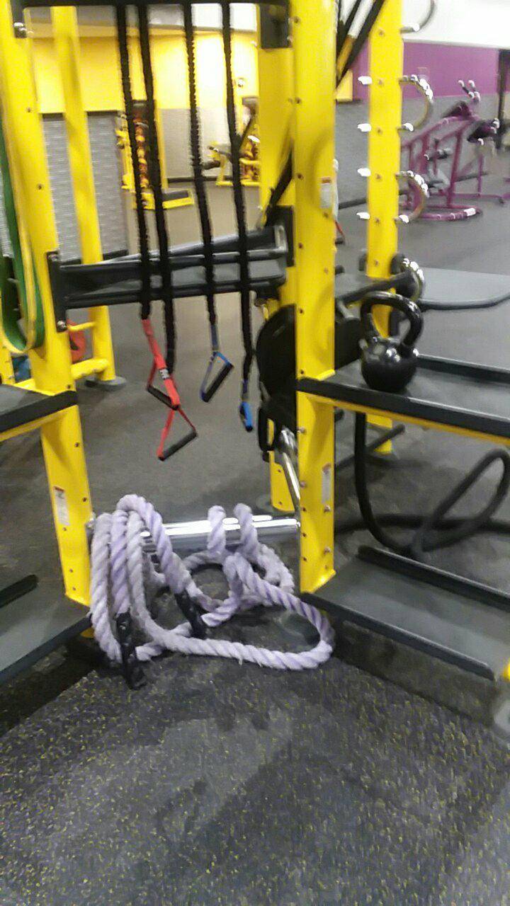 Planet Fitness | 15740 W Capitol Dr, Brookfield, WI 53005 | Phone: (262) 599-8127