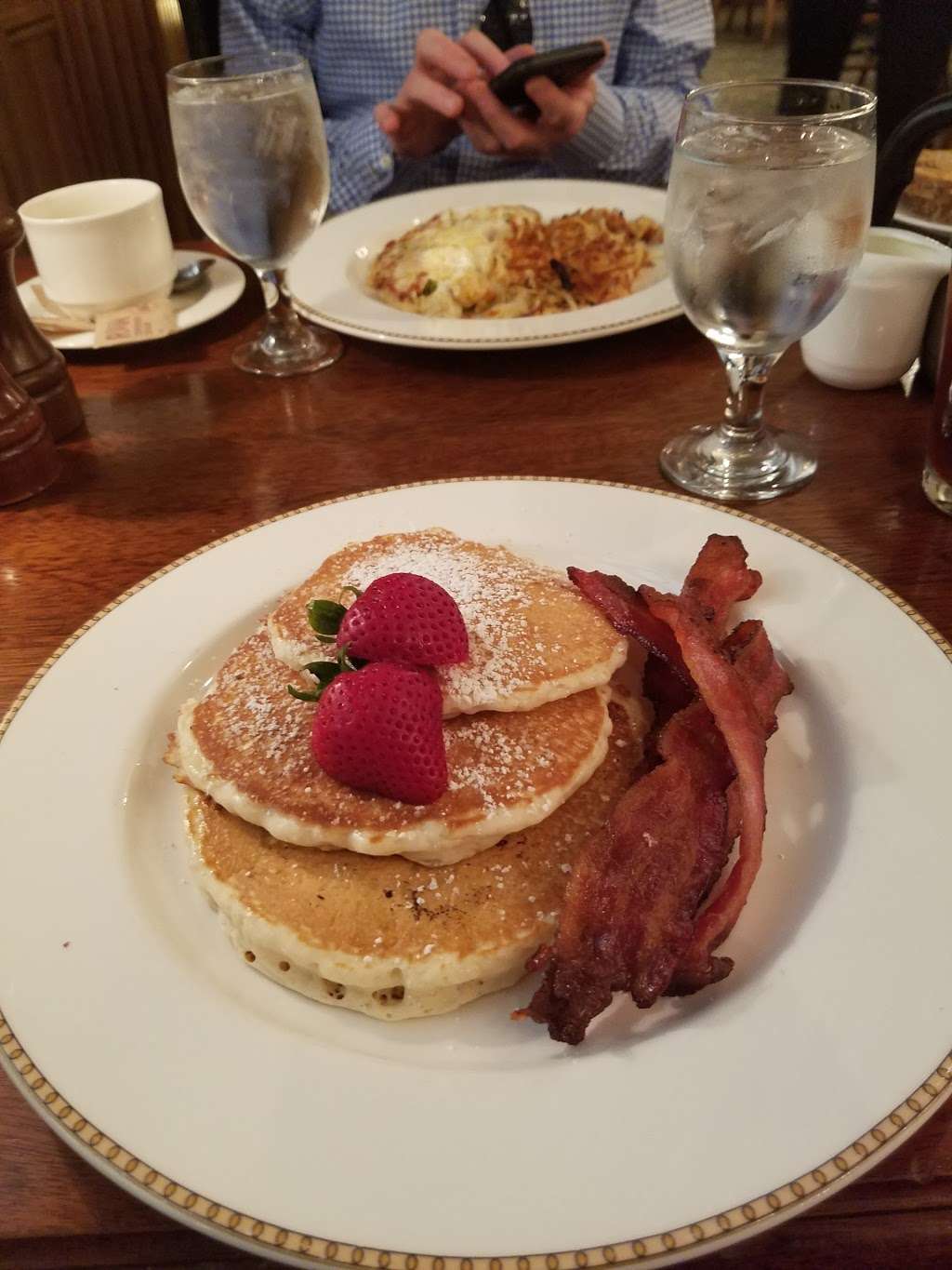 Fork & Bottle at The Desmond | 1 Liberty Blvd, Malvern, PA 19355, USA | Phone: (610) 296-7300