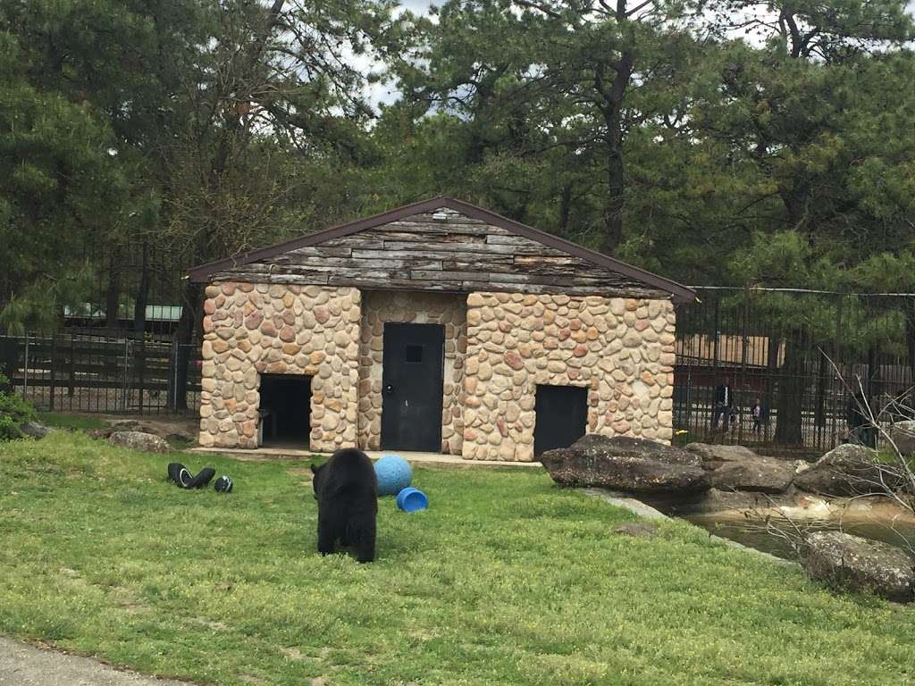 Popcorn Park Zoo | 1 Humane Way, Forked River, NJ 08731, USA | Phone: (609) 693-1900