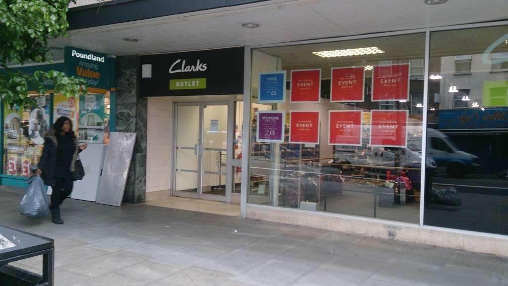 clarks outlet seven sisters