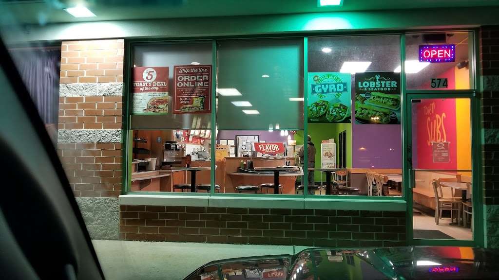 Quiznos | 574 E Oakton St, Des Plaines, IL 60018 | Phone: (847) 824-0478