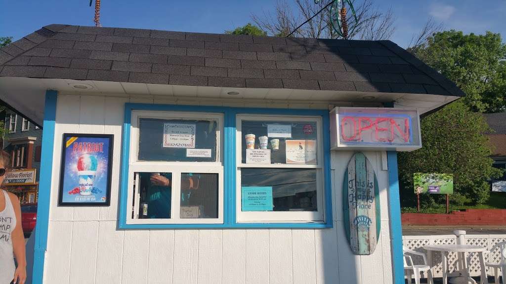 Tropical Sno | 8695 Archer Ave, Willow Springs, IL 60480, USA | Phone: (708) 599-5065