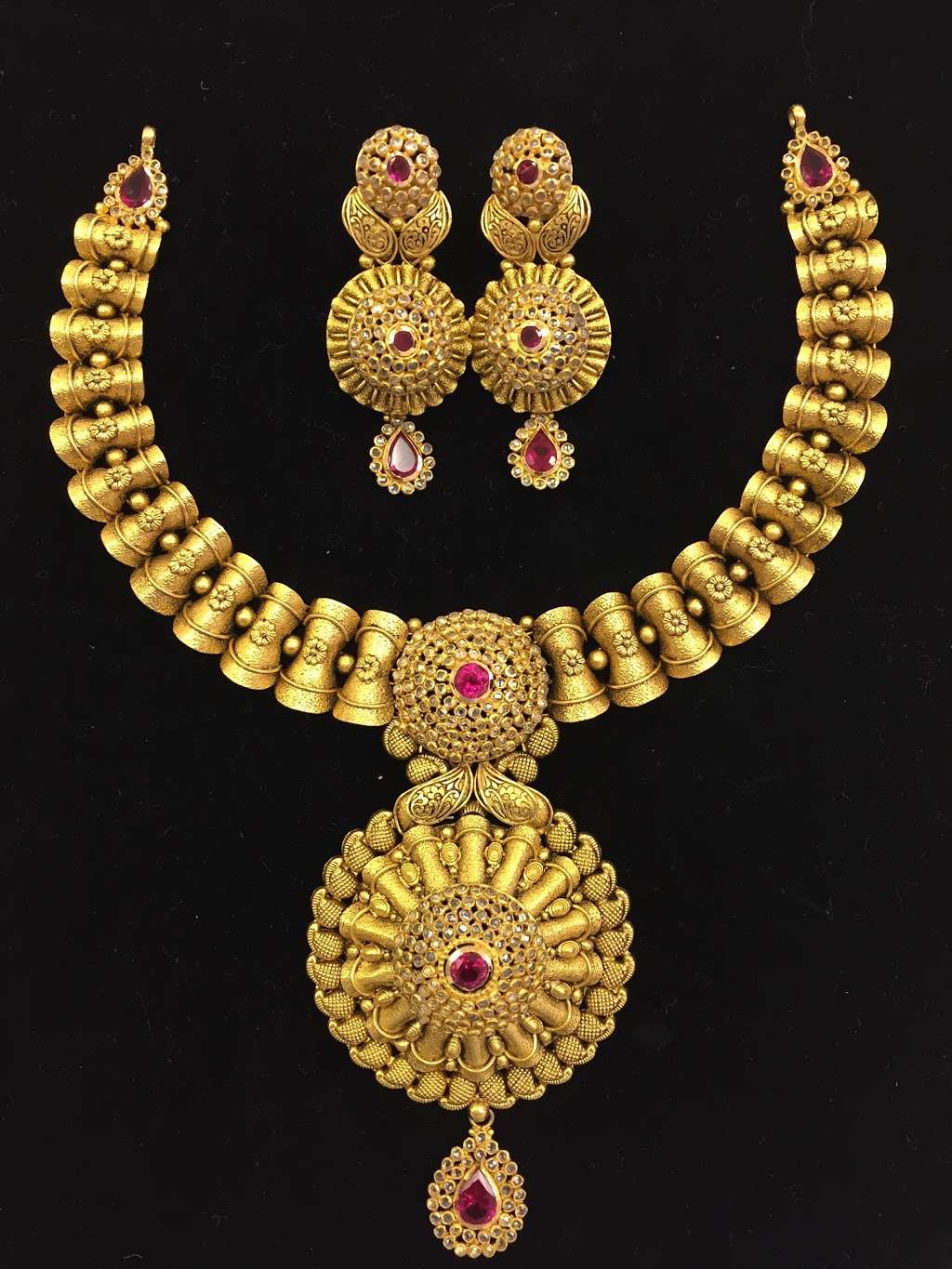 Tanishka Jewelers | 2106 Street Rd, Bensalem, PA 19020, USA | Phone: (267) 332-0414