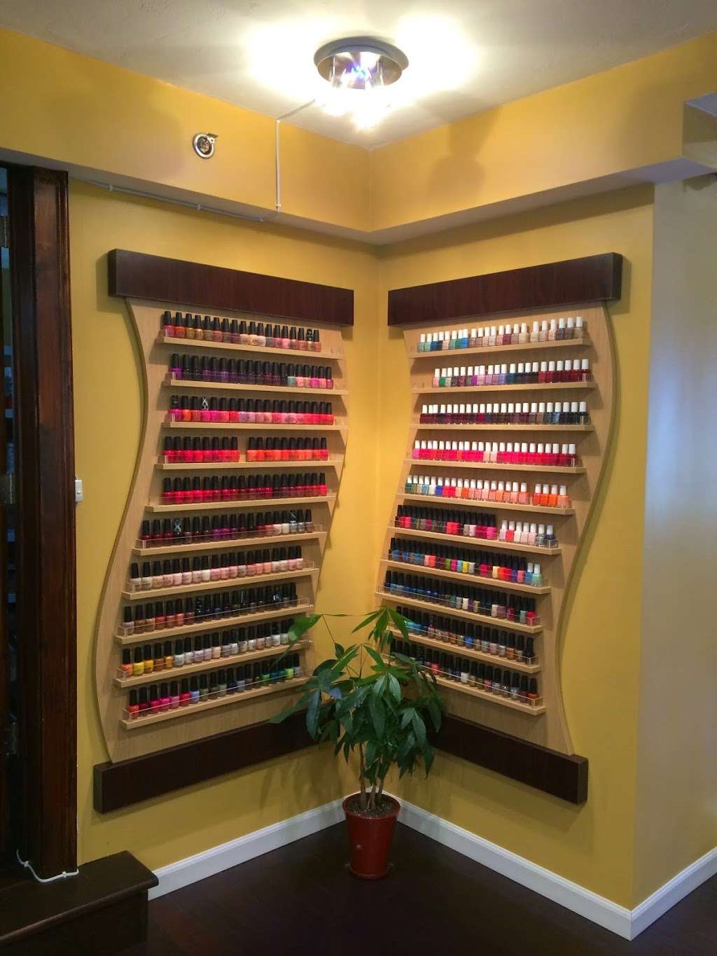 Diva Nails & Spa | 29 Hudson Rd, Sudbury, MA 01776, USA | Phone: (978) 443-2585