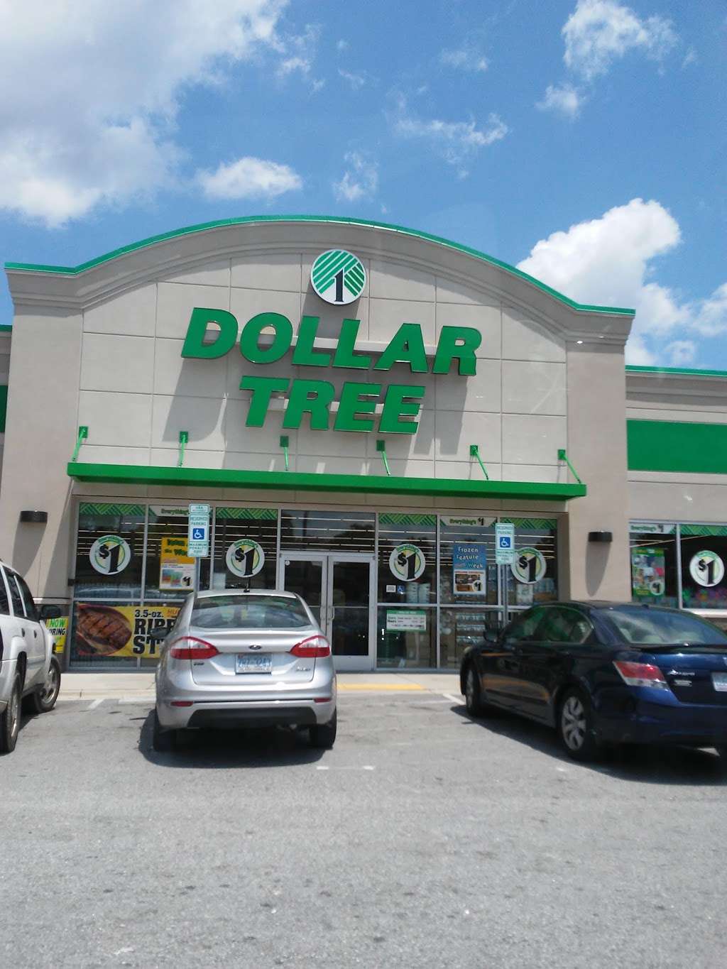 Dollar Tree | 2104 W Franklin Blvd, Gastonia, NC 28052, USA | Phone: (704) 810-6666