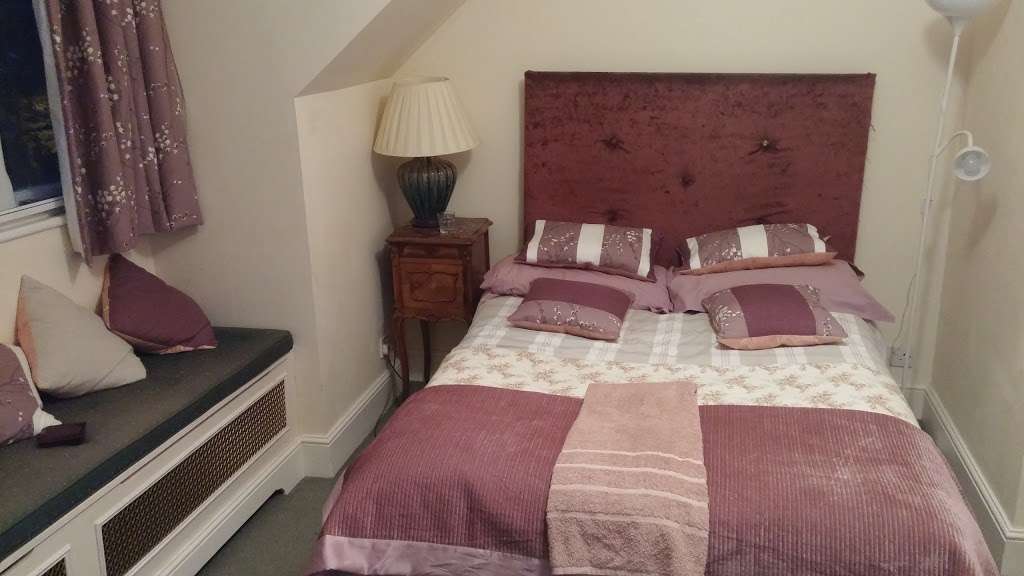 Ardra Guest House | 108 Foxley Ln, Purley CR8 3NB, UK | Phone: 020 8668 4483