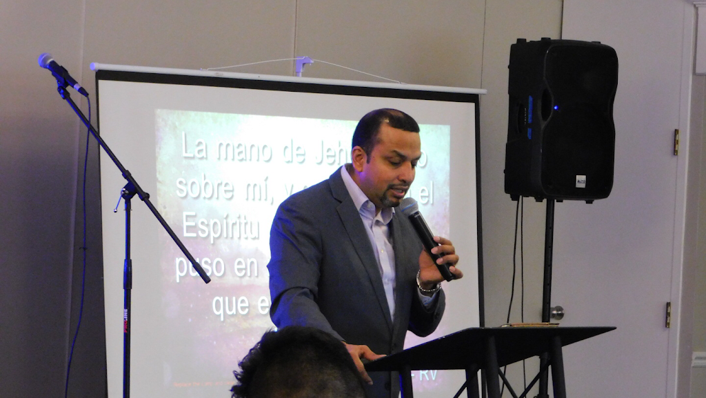 Iglesia Nueva Creación | 1920 E New York St, Aurora, IL 60502, USA | Phone: (313) 636-3860