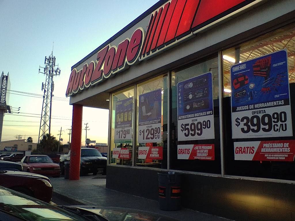 AutoZone Refacciones | Carr. a Anáhuac # 7302, Luis Donaldo Colosio, 88000 Nuevo Laredo, Tamps., Mexico | Phone: 867 710 2200