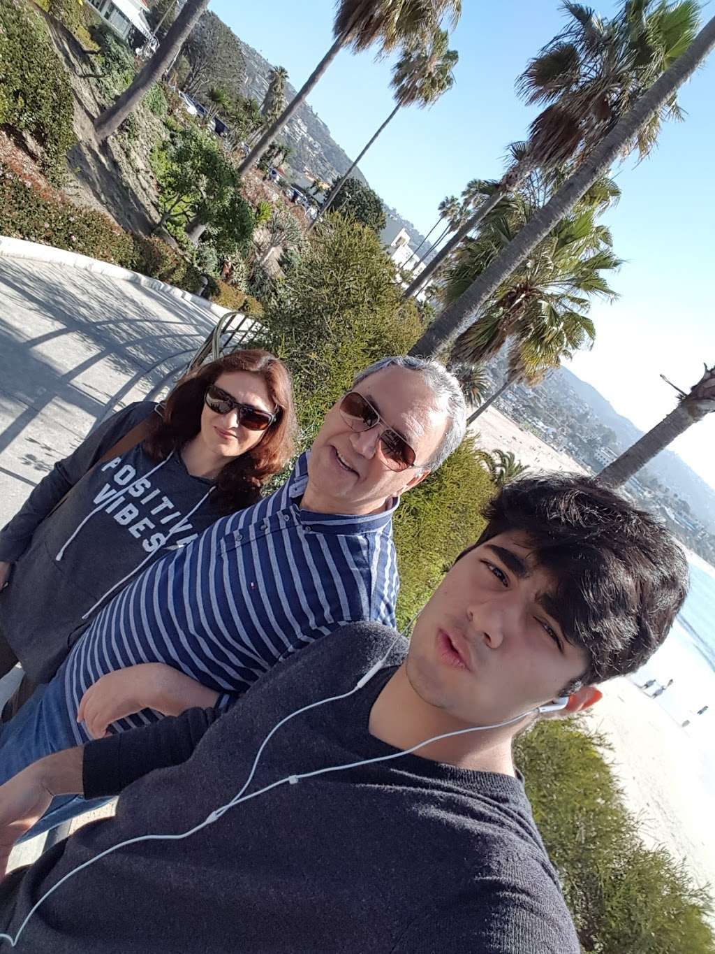 Gulf Reef Aquarium Supplies | 300 Regal #135, Irvine, CA 92620, USA | Phone: (714) 747-3837