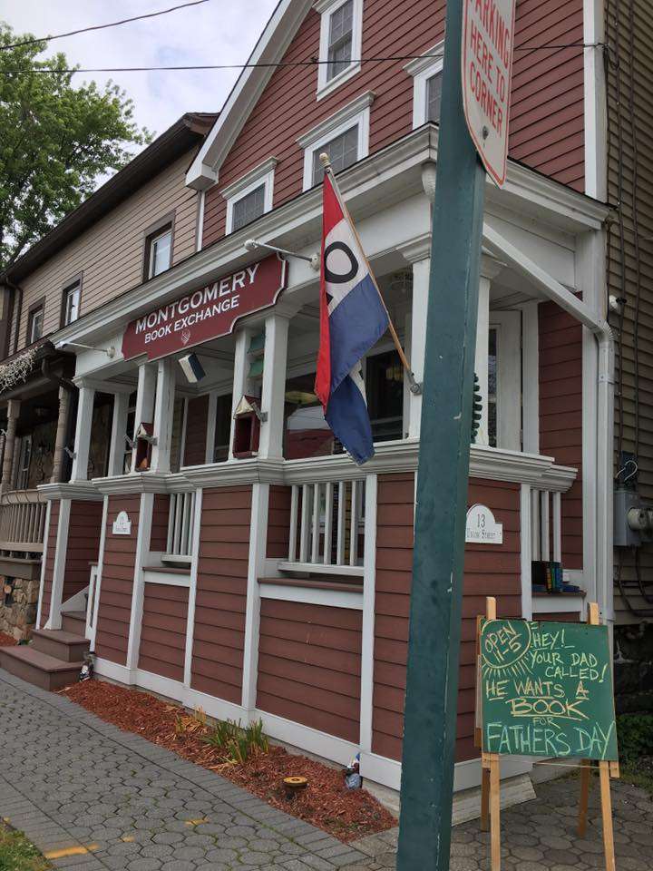 Montgomery Book Exchange | 13 Union St, Montgomery, NY 12549, USA | Phone: (845) 764-1787