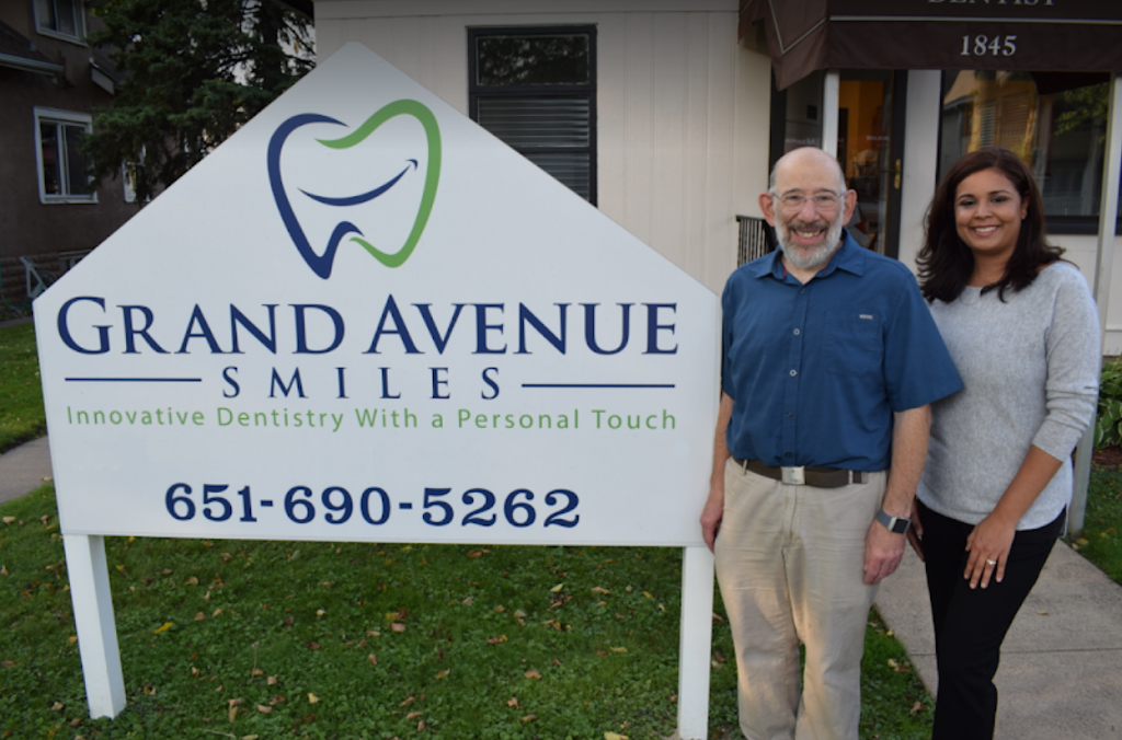 Grand Avenue Smiles | 1845 Grand Ave, St Paul, MN 55105, USA | Phone: (651) 690-5262