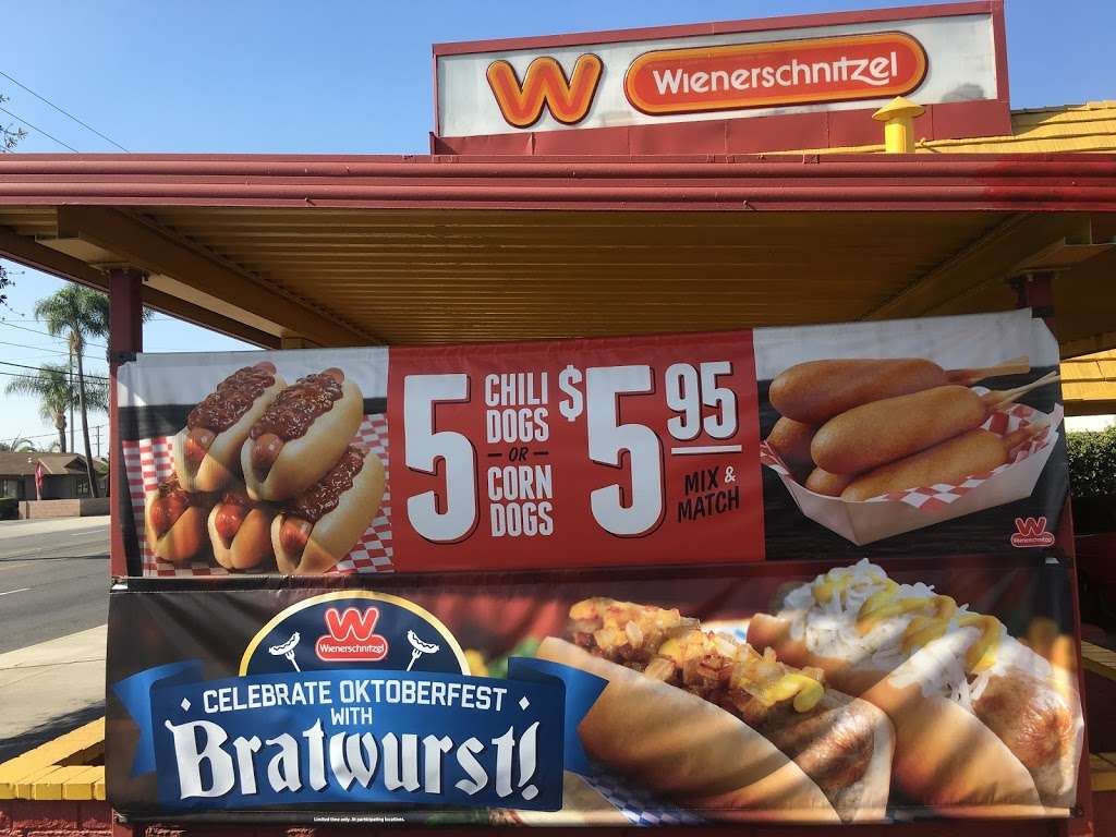 Wienerschnitzel | 13999 Francisquito Ave, Baldwin Park, CA 91706 | Phone: (626) 962-4351