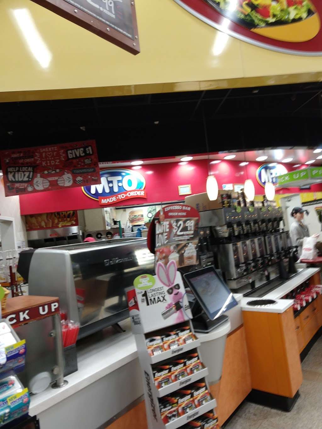 Sheetz #330 | 5001 MacArthur Rd, Whitehall, PA 18052, USA | Phone: (610) 262-8782