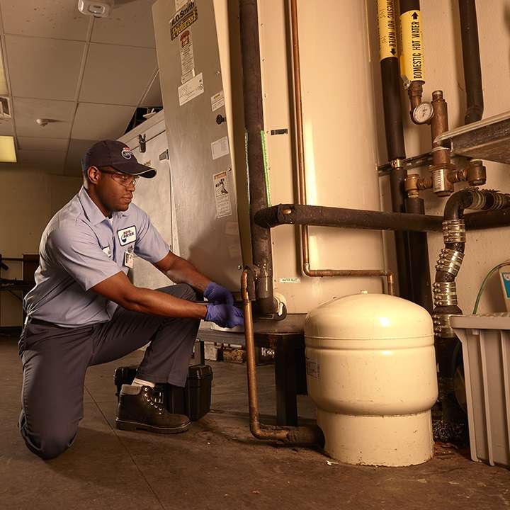 Roto-Rooter Plumbing & Water Cleanup | 1691 Town Center St #104, Aurora, IL 60504, USA | Phone: (630) 378-0032