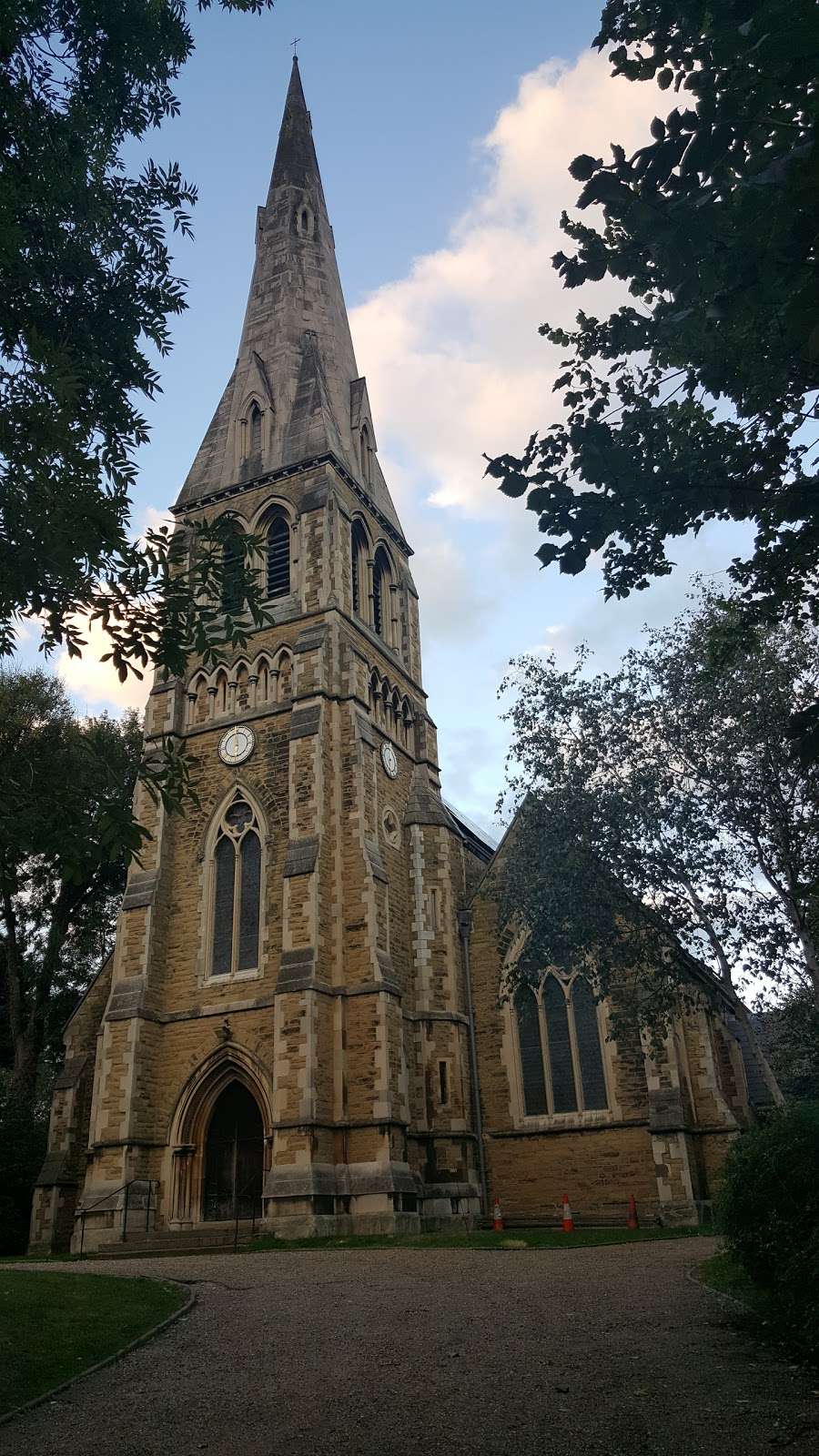 St Annes Church of Brookfield CofE - Saint Annes, Highgate | 106 Highgate W Hill, Highgate, London N6 6AP, UK | Phone: 020 8340 5190