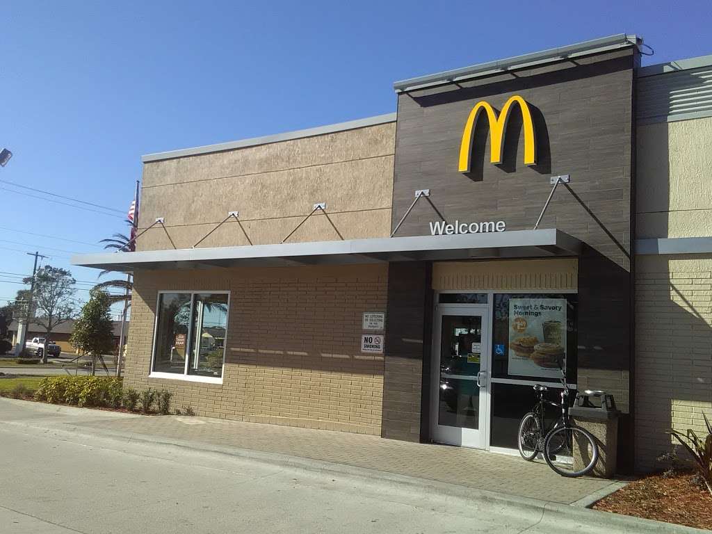 McDonalds | 151 Ridgewood Ave, Holly Hill, FL 32117, USA | Phone: (386) 255-5527
